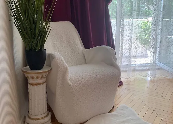 Apartmán на утесова *