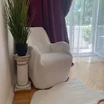 Appartement на утесова *